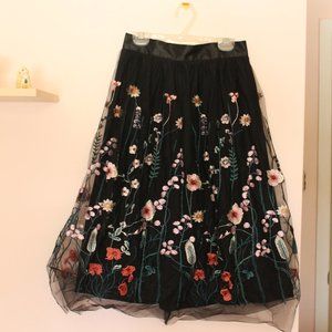 H&M midi embroidered floral skirt with mesh